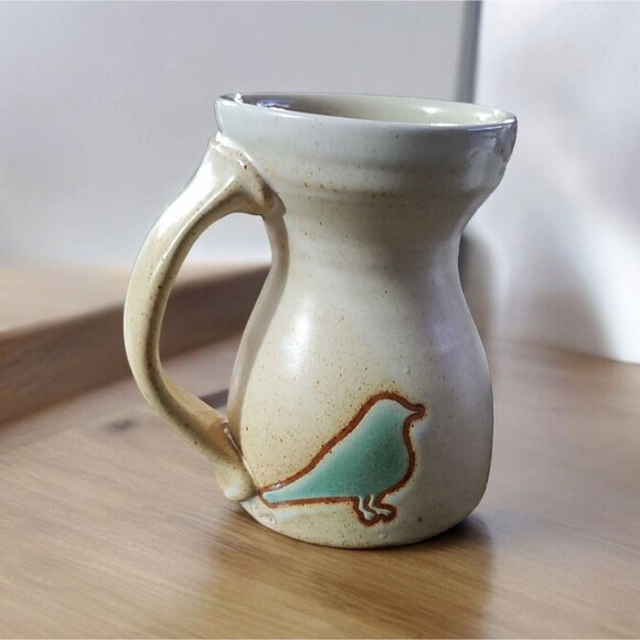 Beautiful Art Pottery Mug w Bird Coffee Tea - Picture 1 of 3